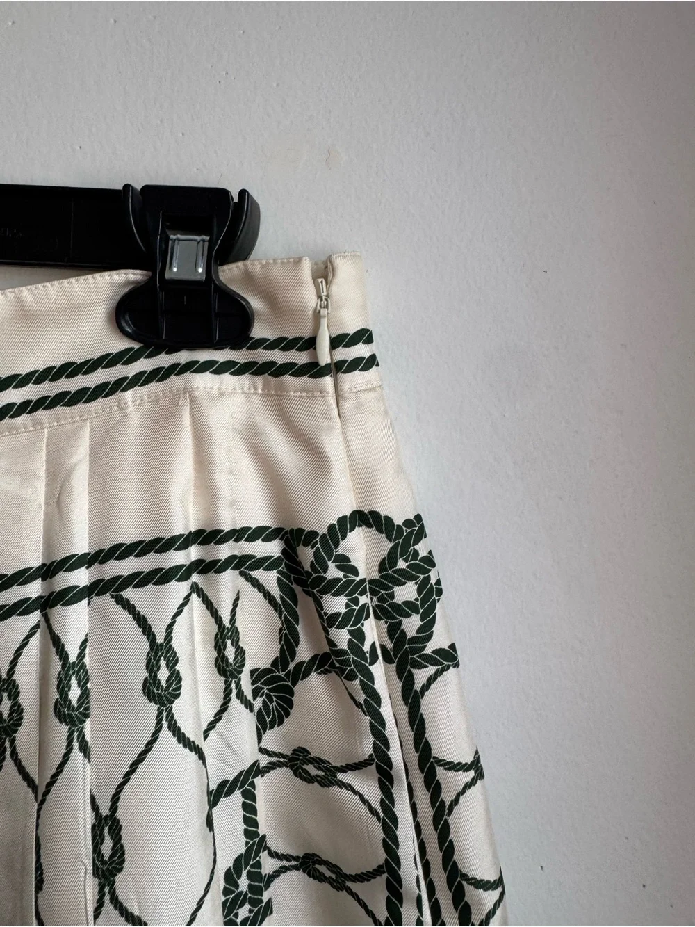 Tory Burch length 29